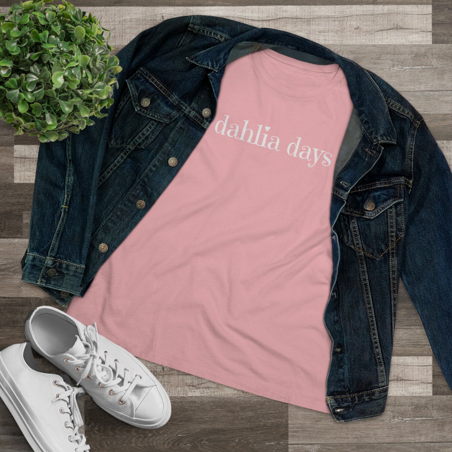 dahlia days / women's premium tee