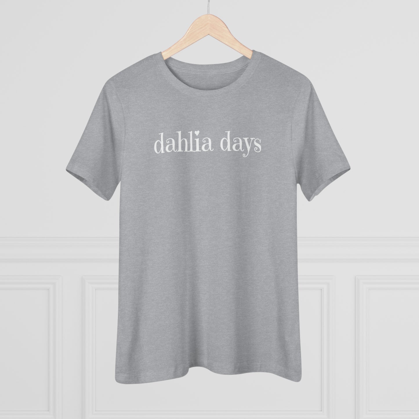 dahlia days / women's premium tee