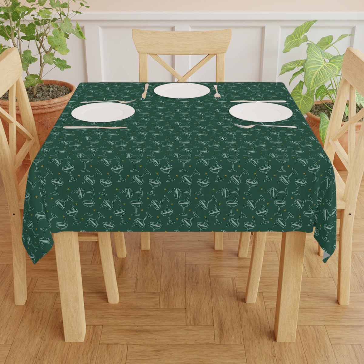 Cheers Bubbly Mahjong Party Tablecloth – Evergreen + Gold